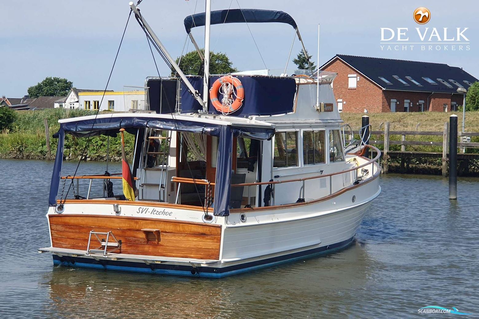 Grand Banks 32