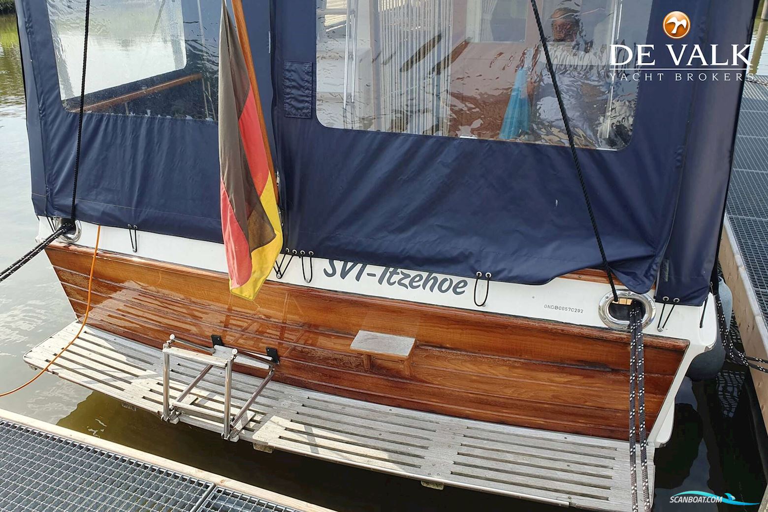 Grand Banks 32