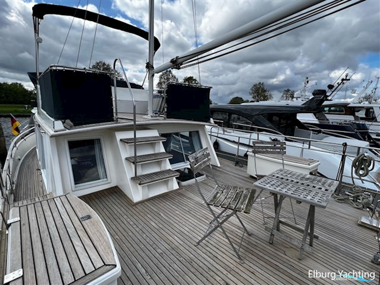 Grand Banks 42 - Motoryacht 