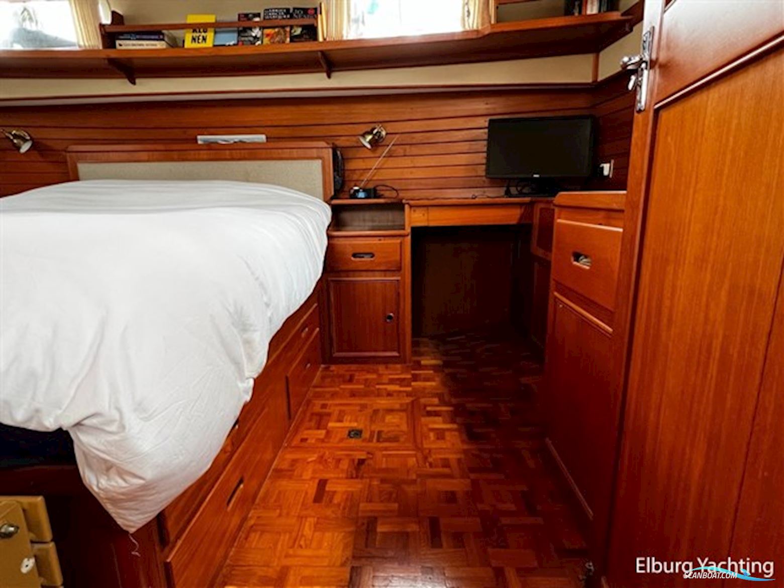 Grand Banks 42 - Motoryacht