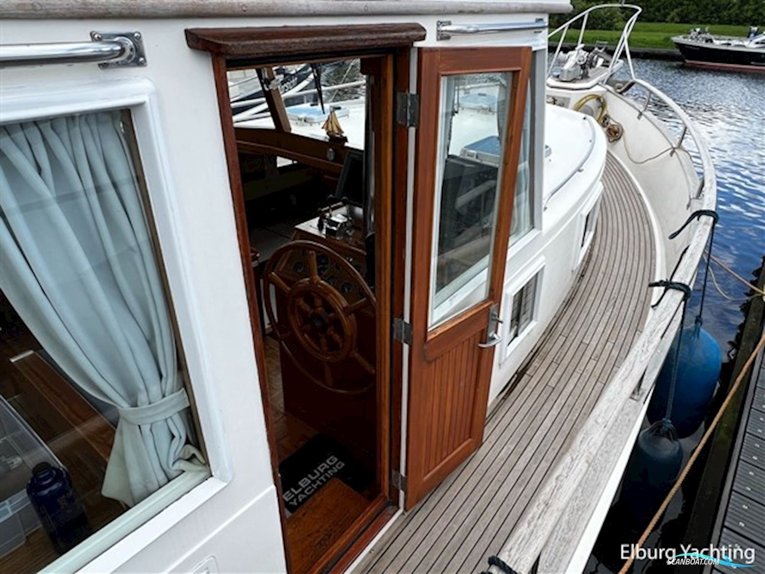 Grand Banks 42 - Motoryacht