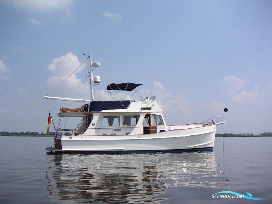 Grand Banks 42 Europa Motorboten 2002, met Caterpillar 3126TA motor, Duitsland