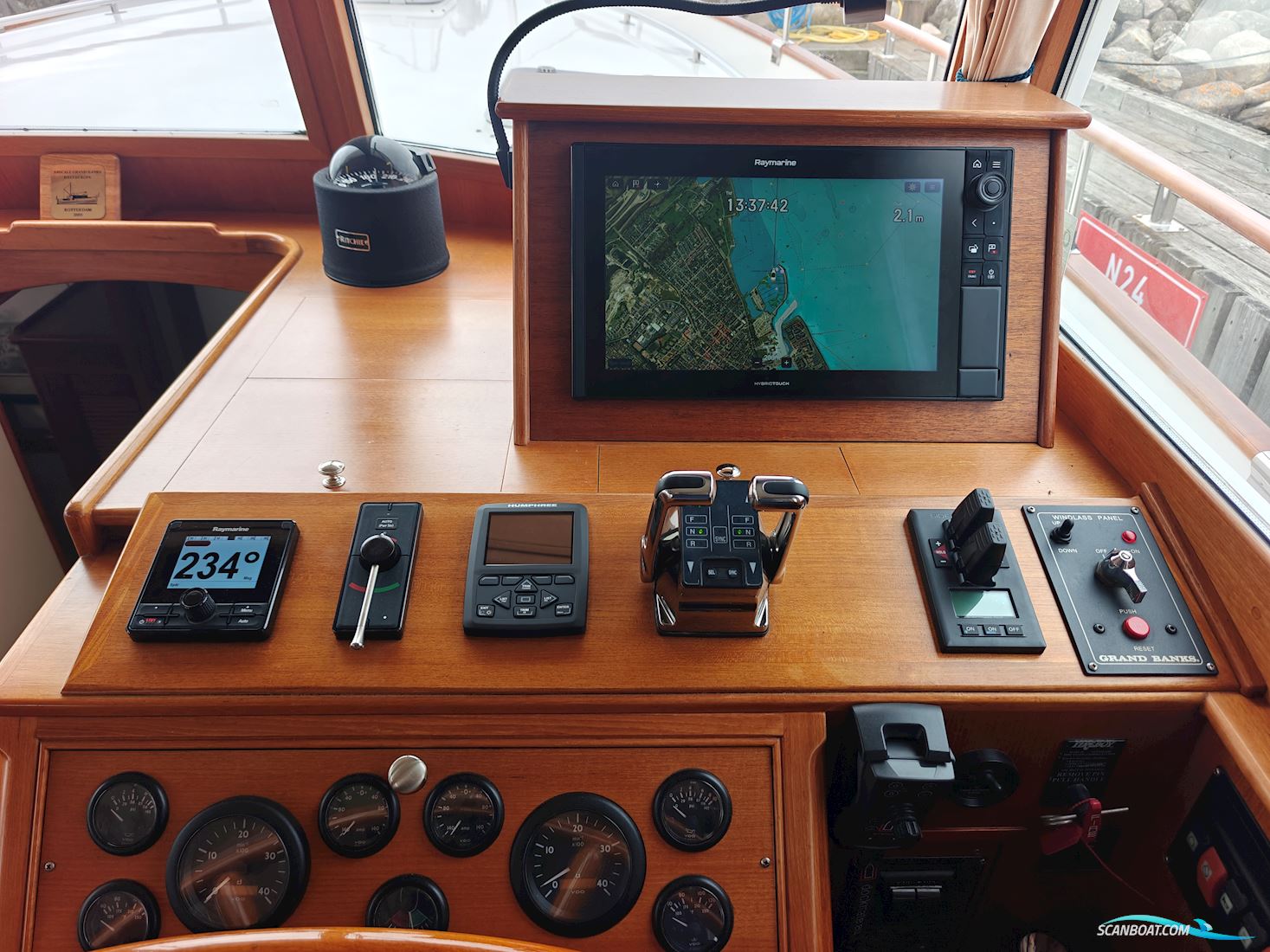 Grand Banks 42 Europa