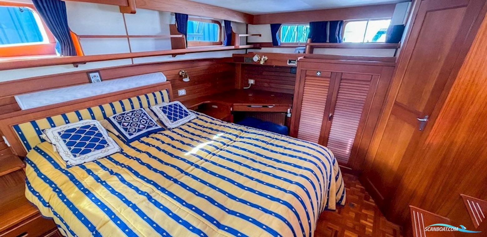 Grand Banks 42 Motoryacht