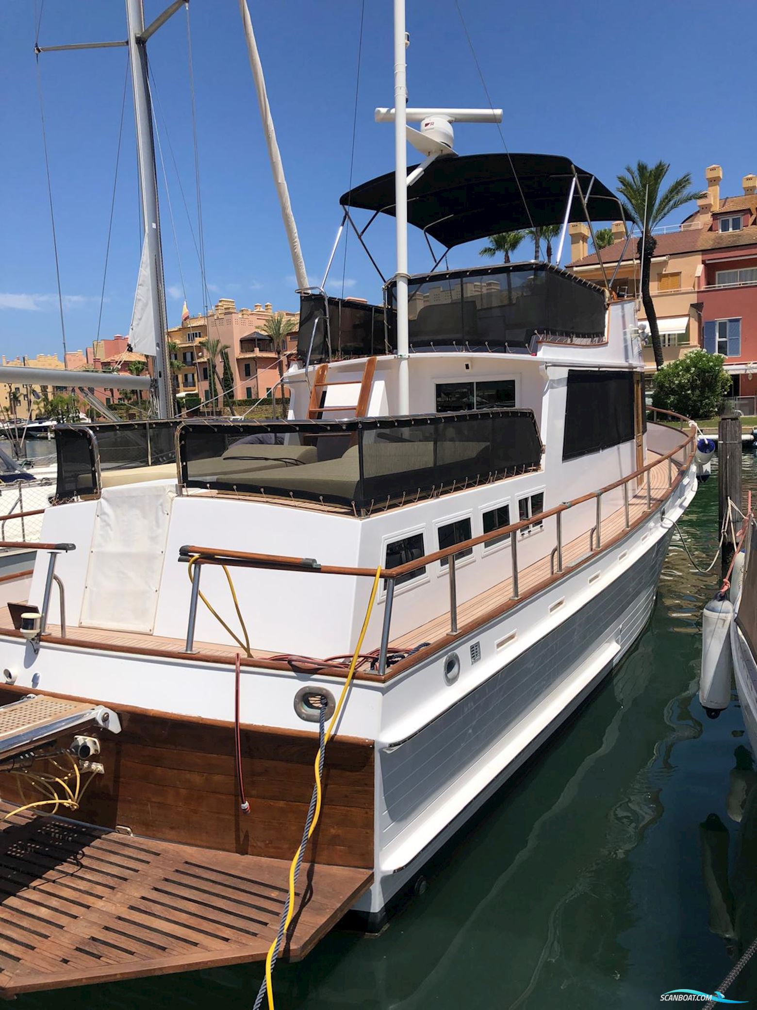 Grandbanks 42 Classic Motorboten , met Perkins motor, Denemarken