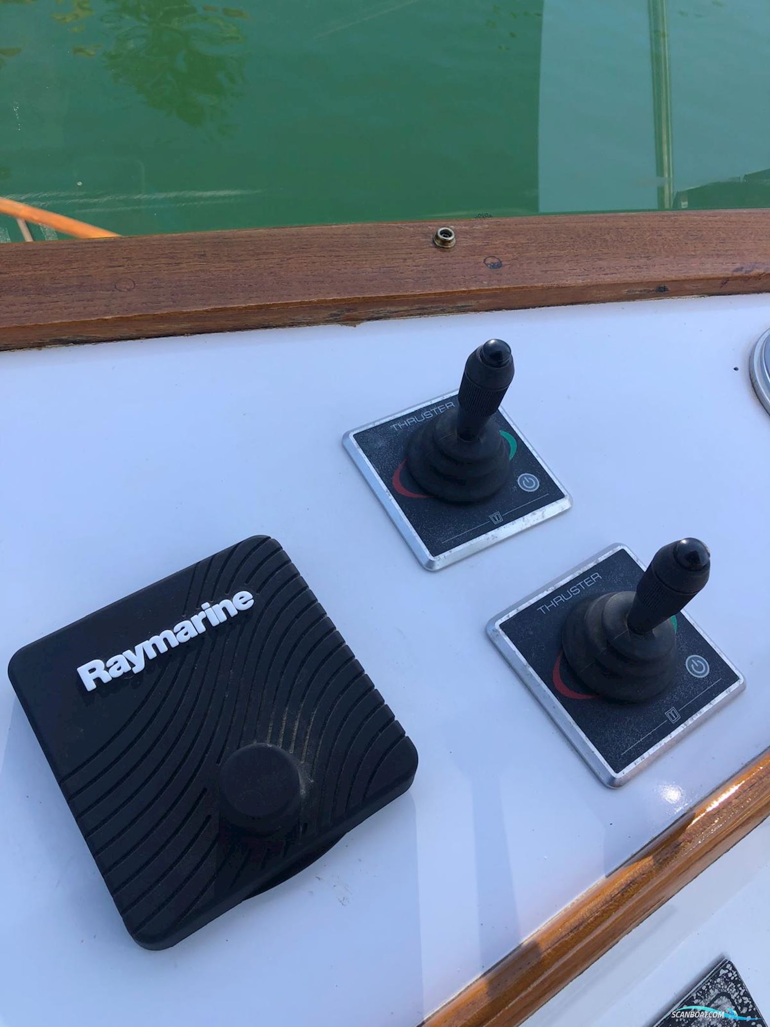 Grandbanks 42 Classic