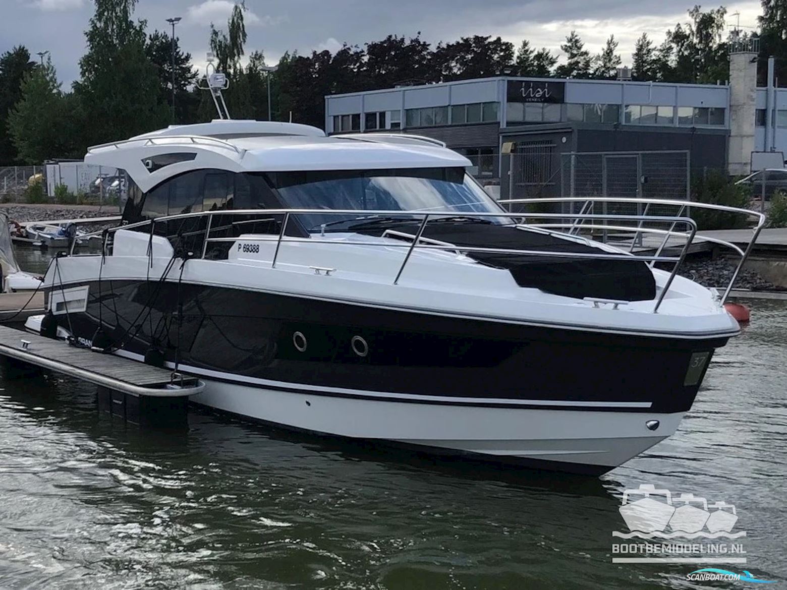 Grandezza 37 CA Motorboten 2019, met Volvo Penta motor, Finland