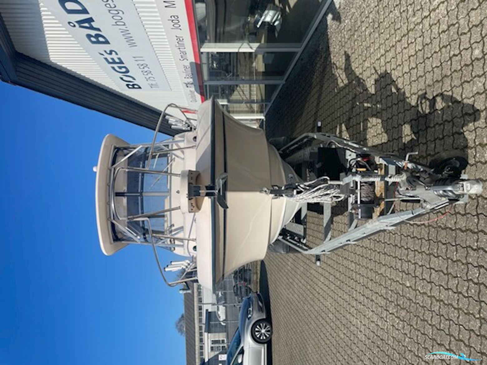 Grandy White Gulfstream 232 Med ny 400 hk Mercury Verado V10 XL CF