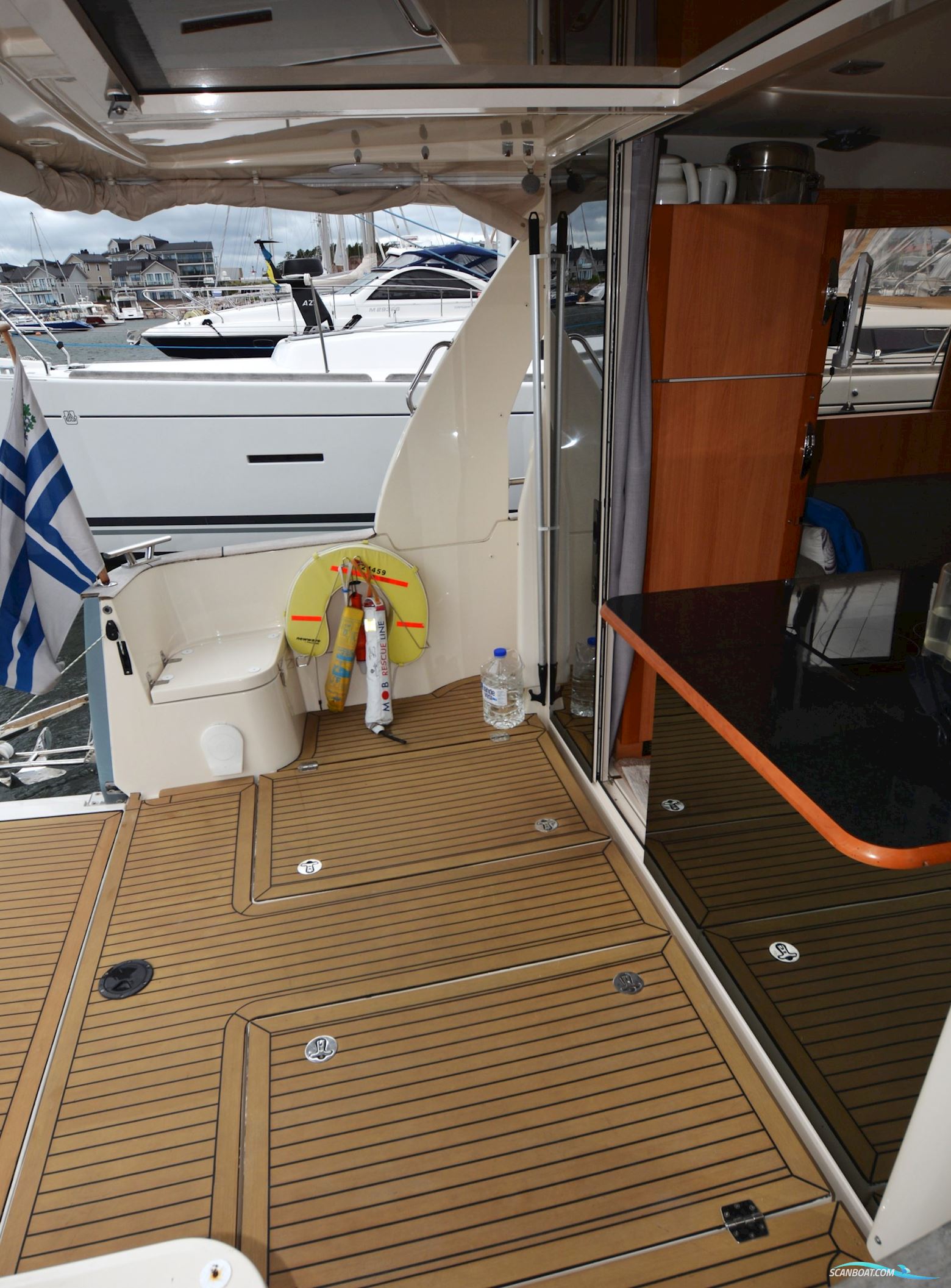 Greenline 33 Hybrid