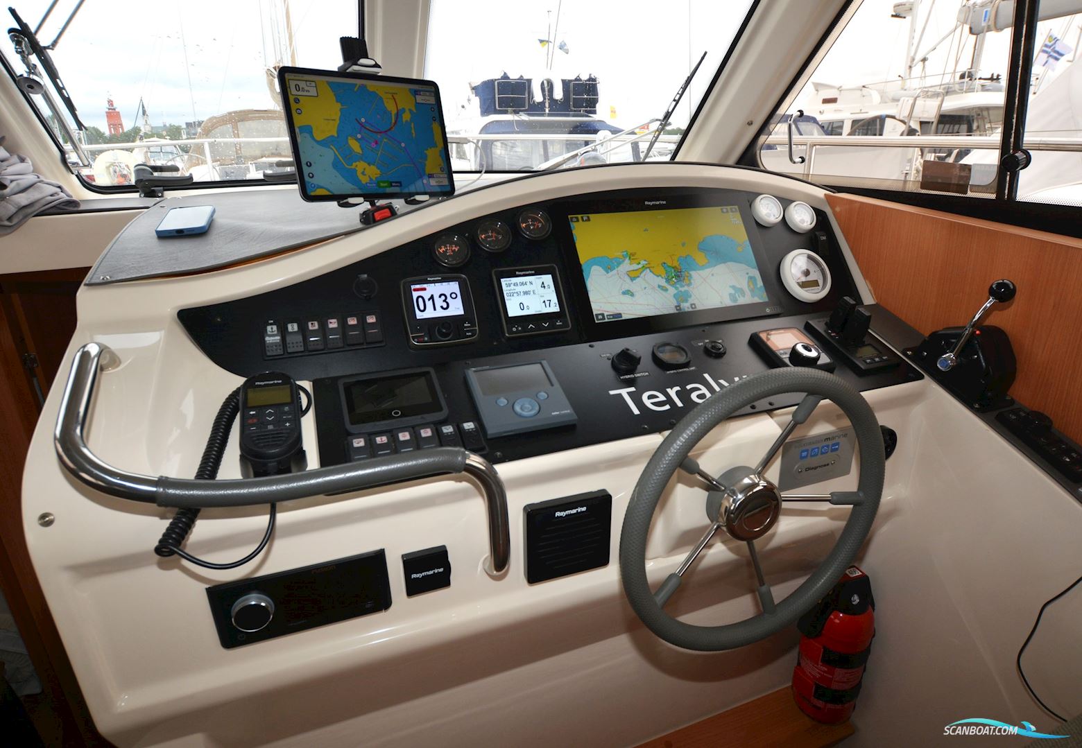 Greenline 33 Hybrid
