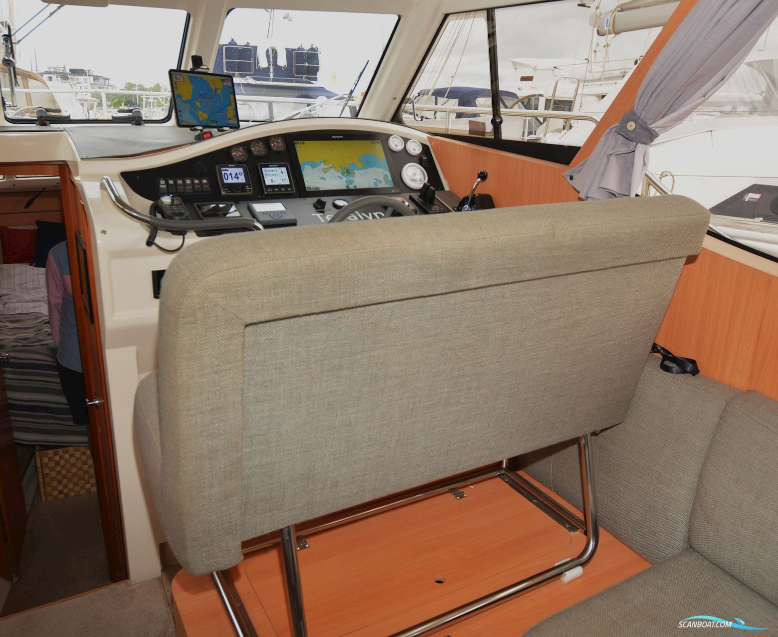 Greenline 33 Hybrid
