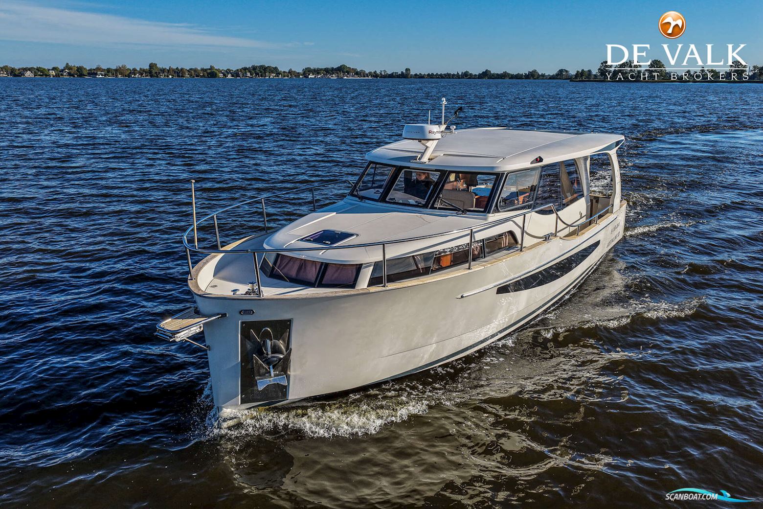 Greenline 33