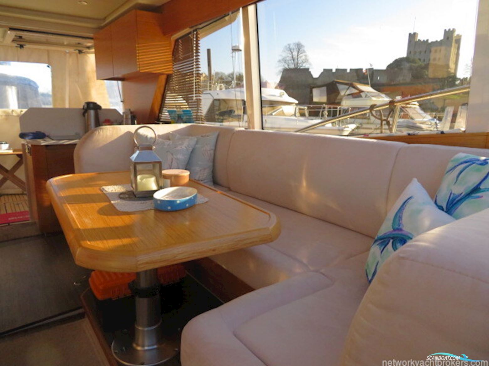 Greenline Yachts 39