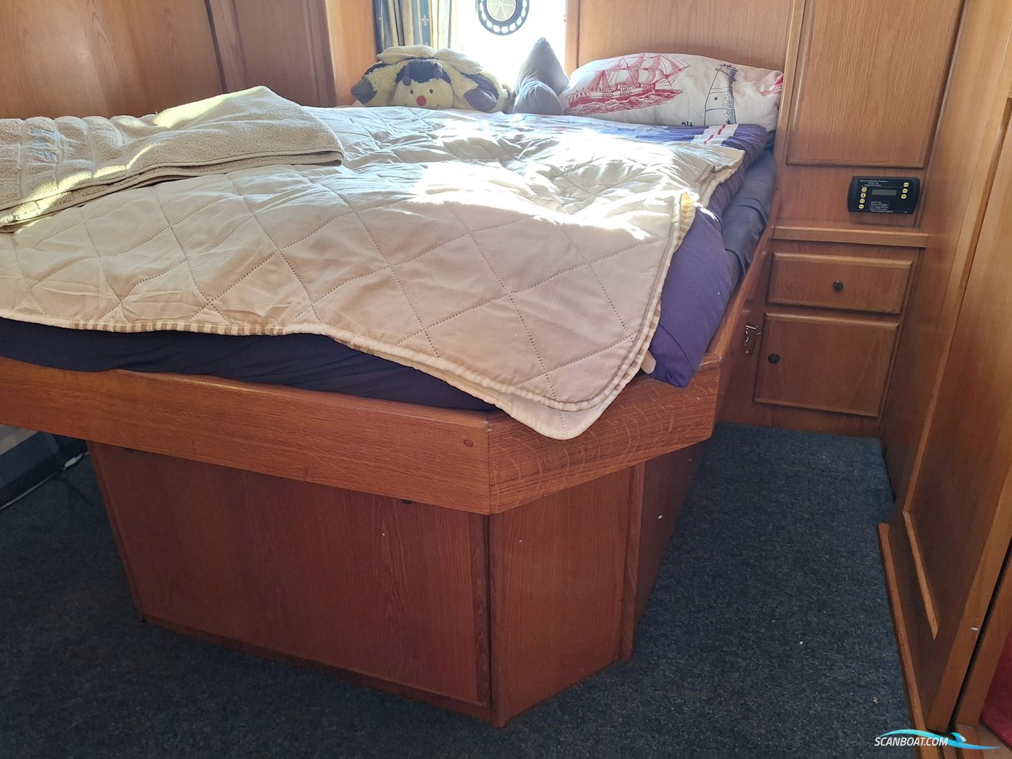Gruno 38 E Royal