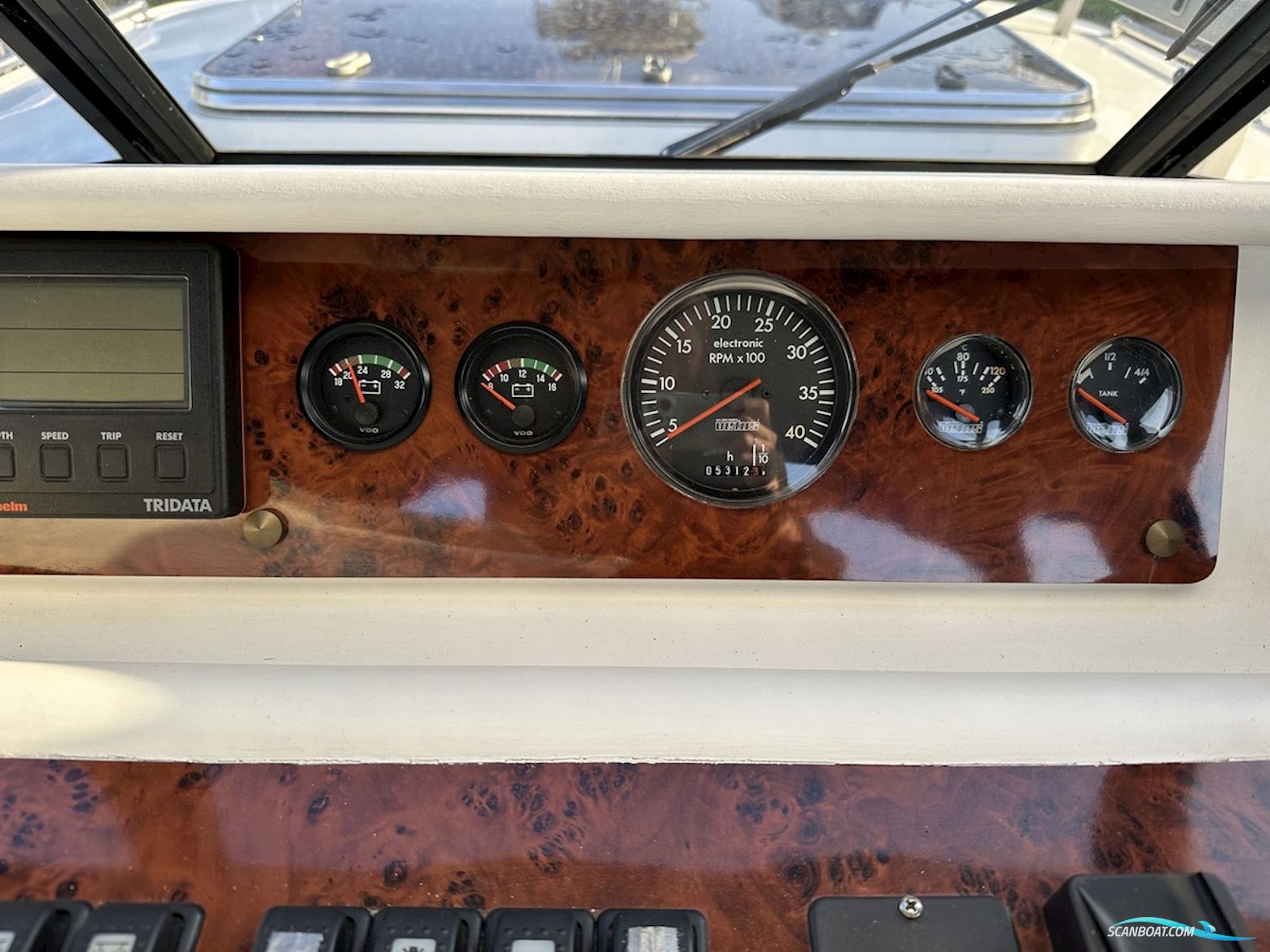 Gruno 38 Sportcruiser