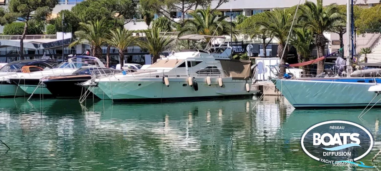 Guy Couach 1401 Motorboten 1995, met VOLVO motor, France