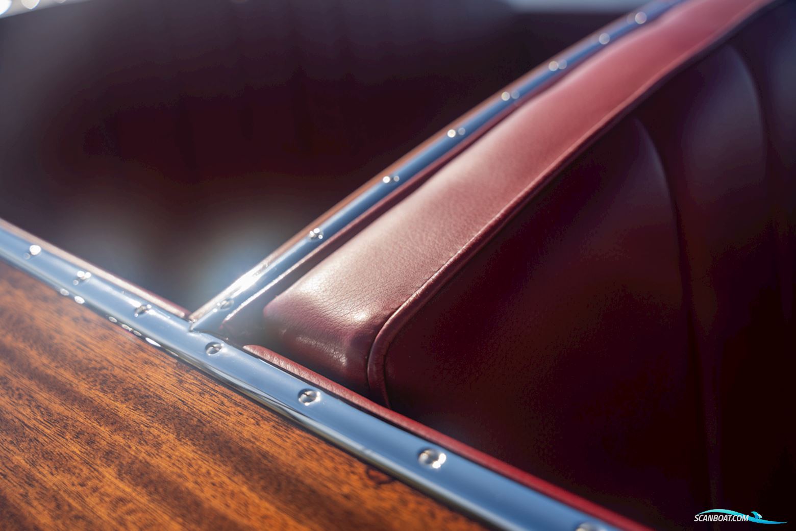 HACKER CRAFT Baby Dolphin