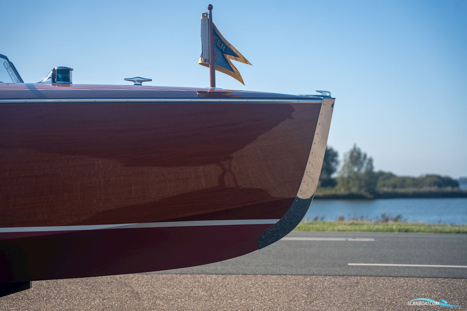 HACKER CRAFT Baby Dolphin