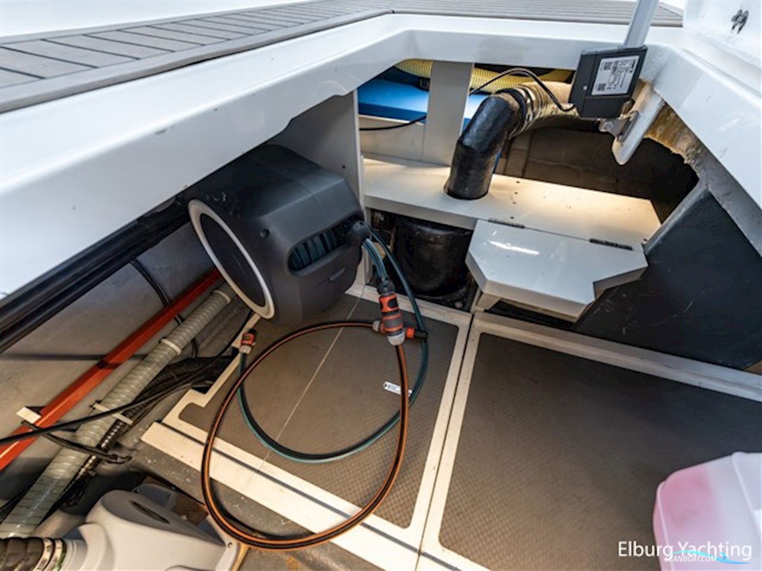 Haines 32 - Offshore