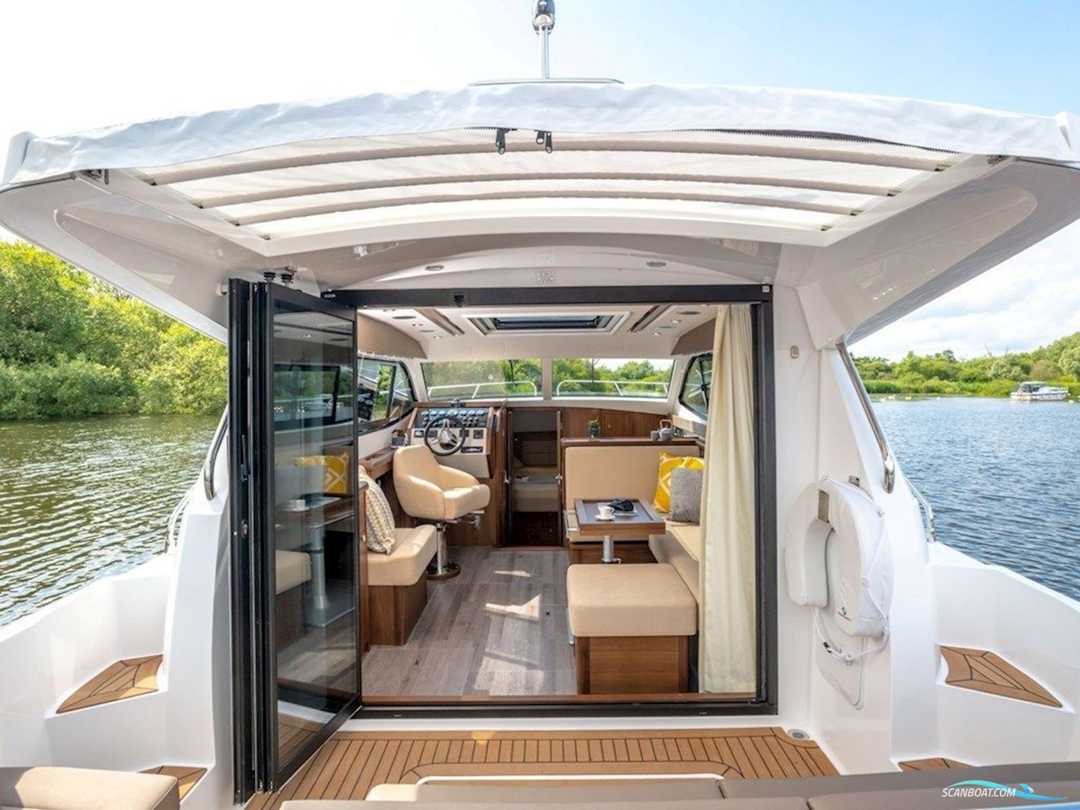 Haines 32 Offshore