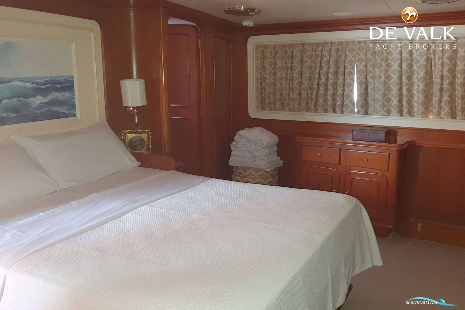 Hall Russell and Co Navetta