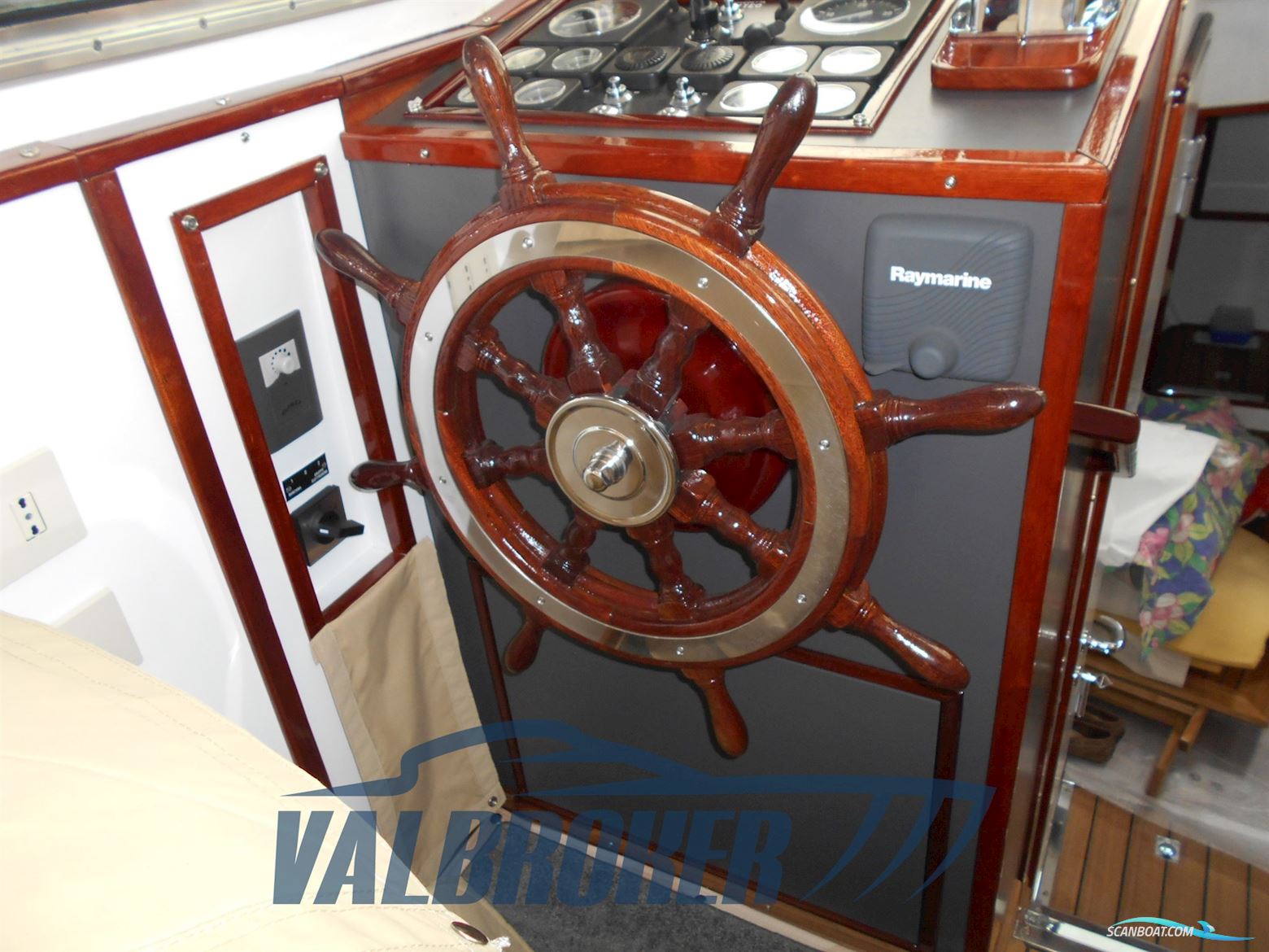 Halmatic Motovedetta