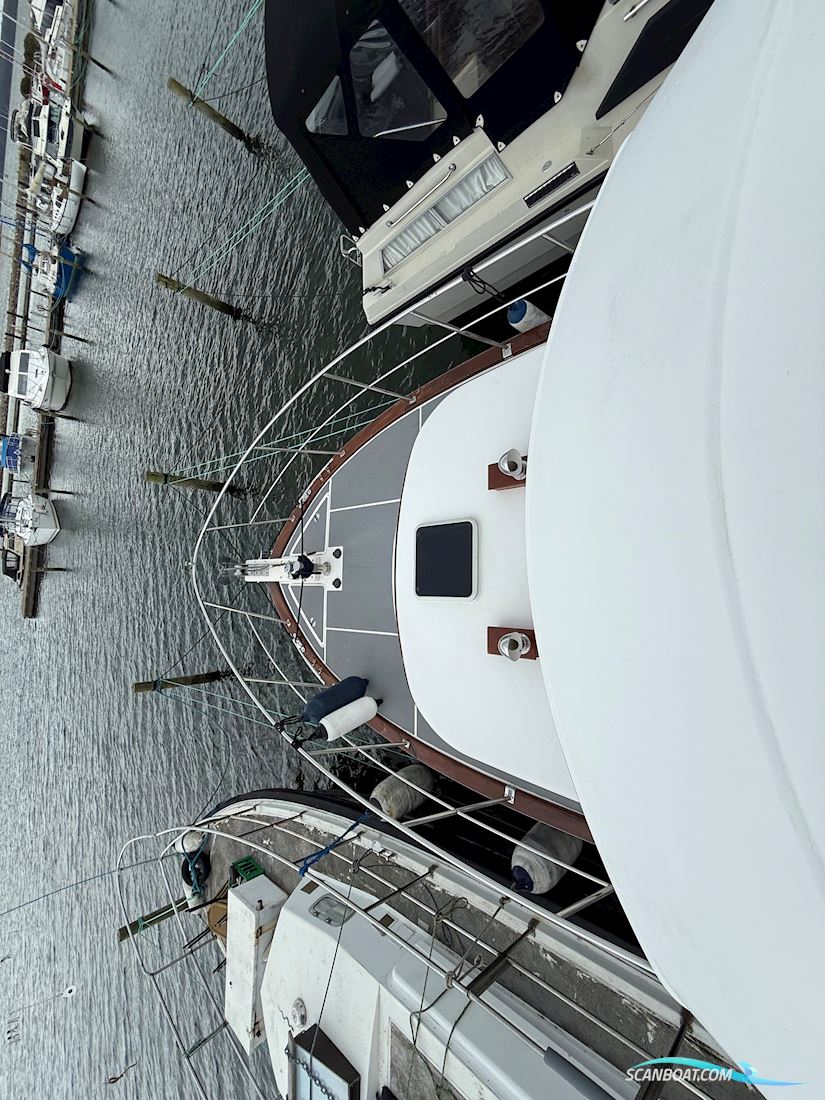 Halvorsen 32 Cruiser