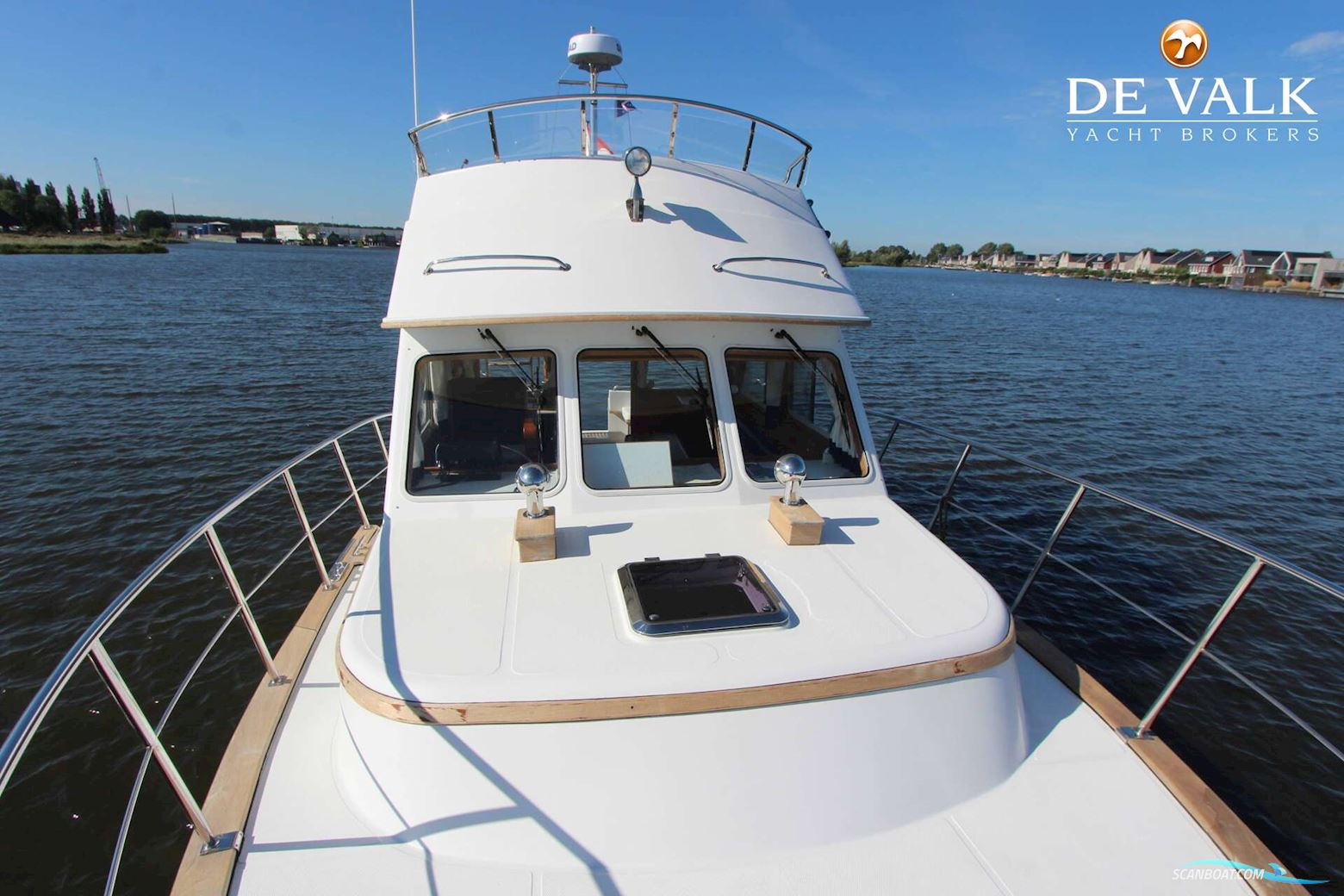 Halvorsen 32 Gourmet Cruiser