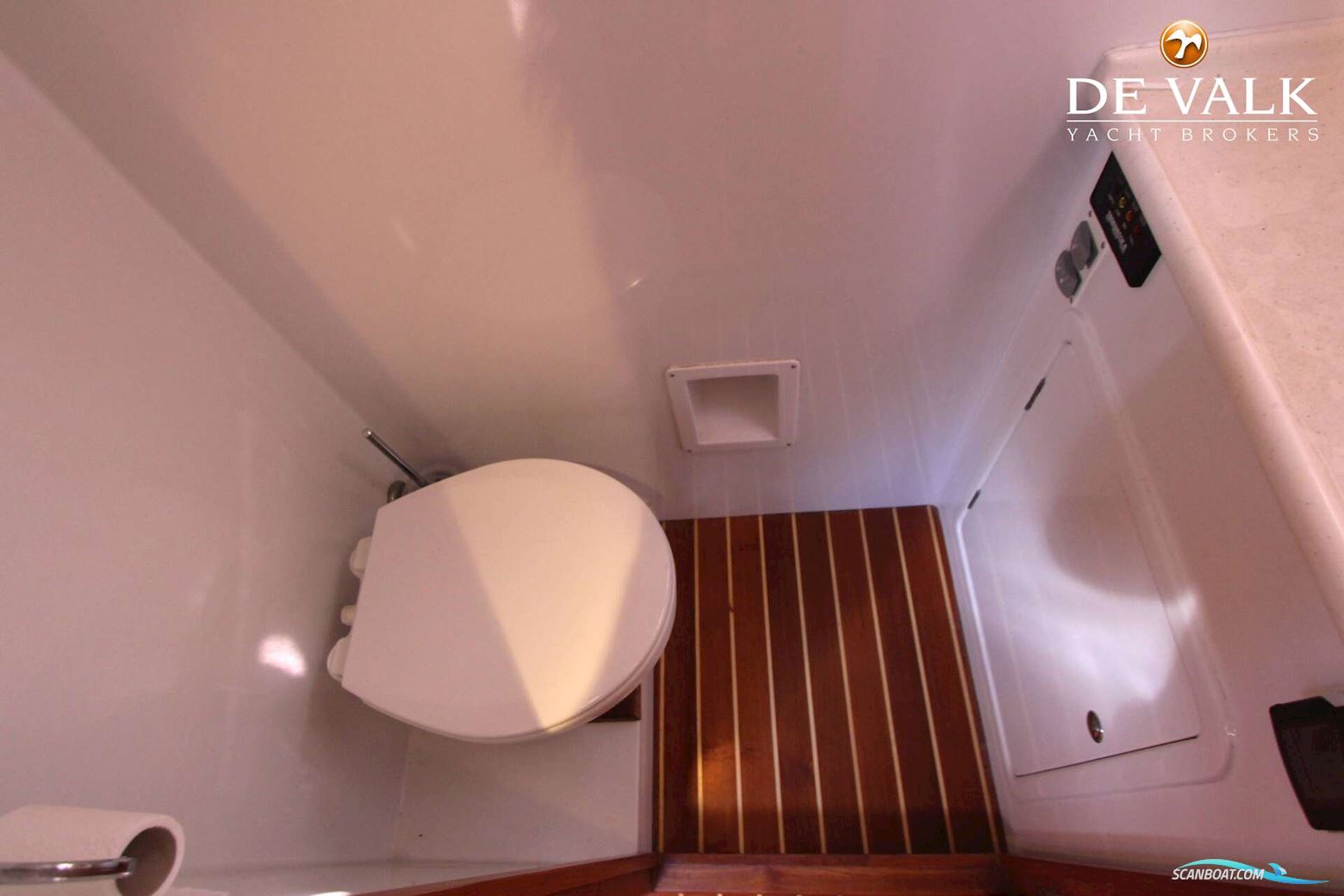 Halvorsen 32 Gourmet Cruiser