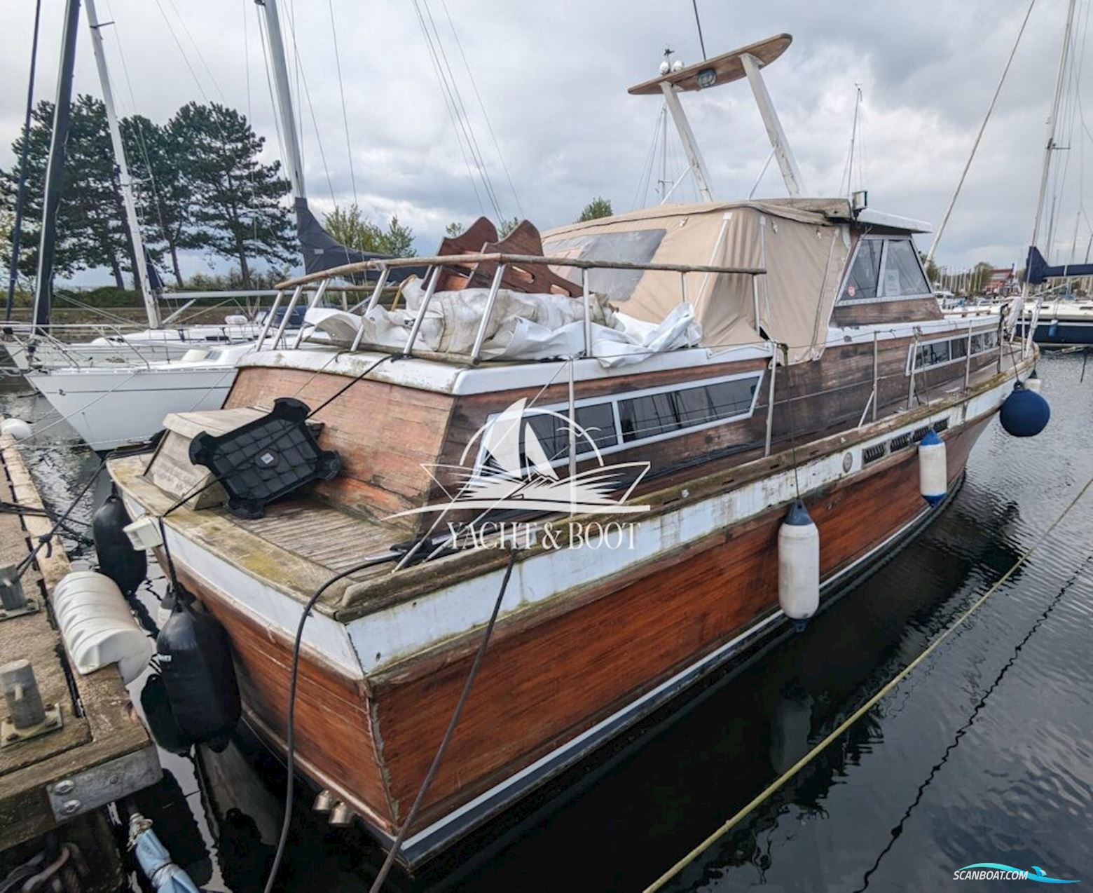 Hansen & Arnutzen Norway Hansen & Arnutzen Norway Mahogany Cruiser