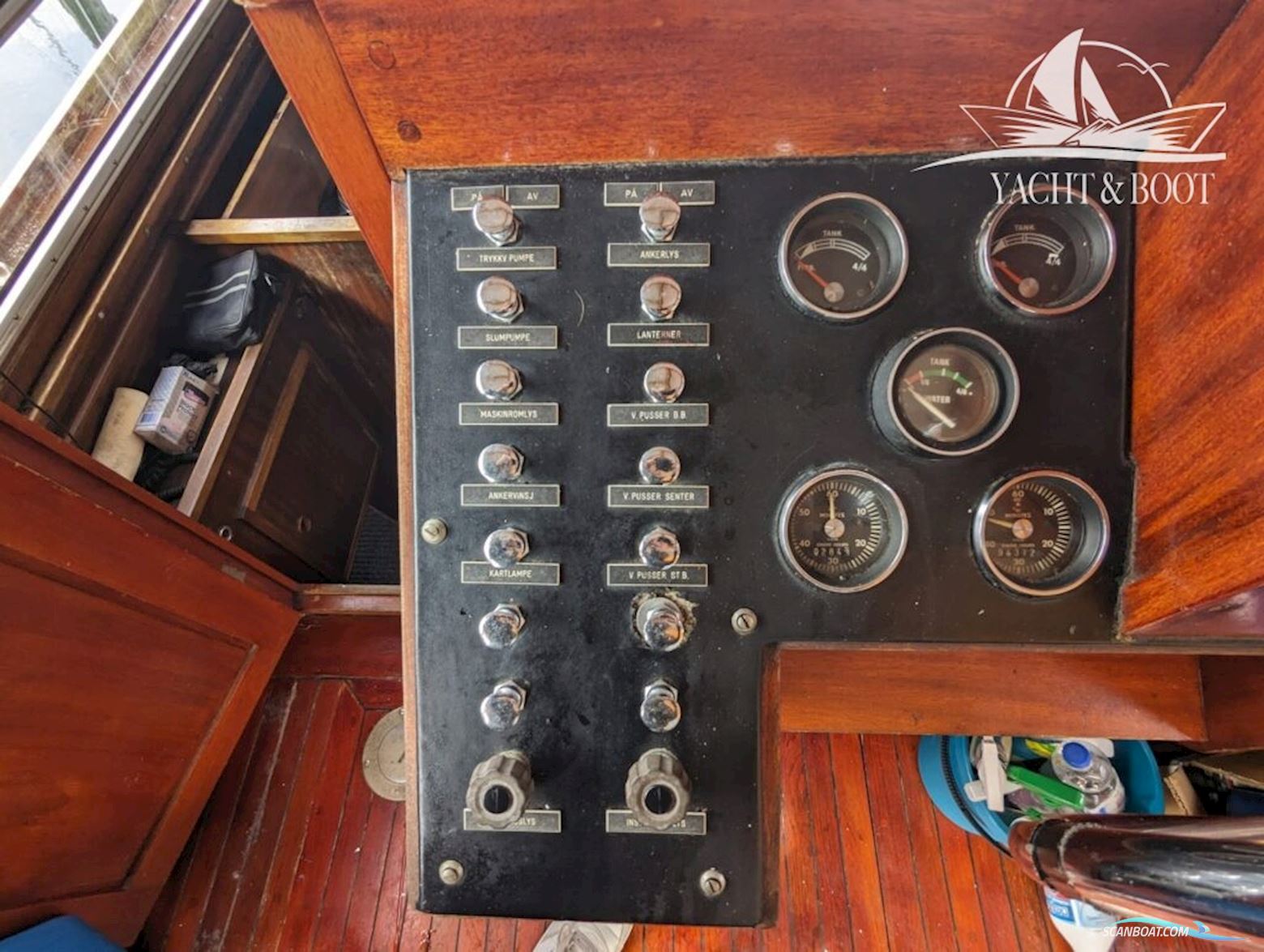 Hansen & Arnutzen Norway Hansen & Arnutzen Norway Mahogany Cruiser