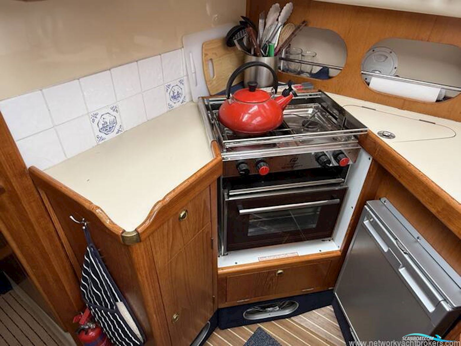 HARDY MARINE 32 Commander