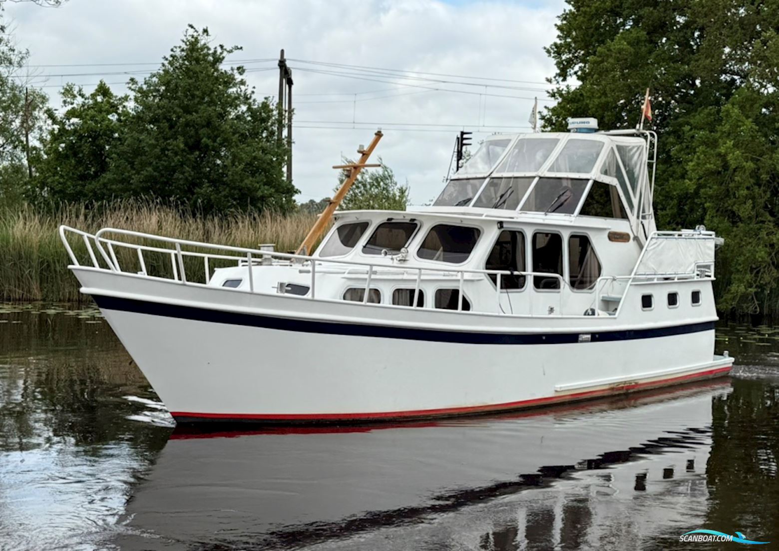 Hemmes  1100 Motorboten 1990, met Quanchai motor, The Netherlands