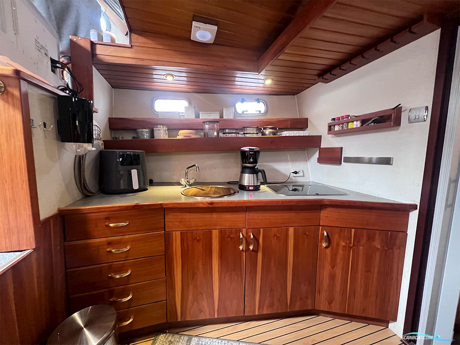 Hemmes Cruiser 12.7