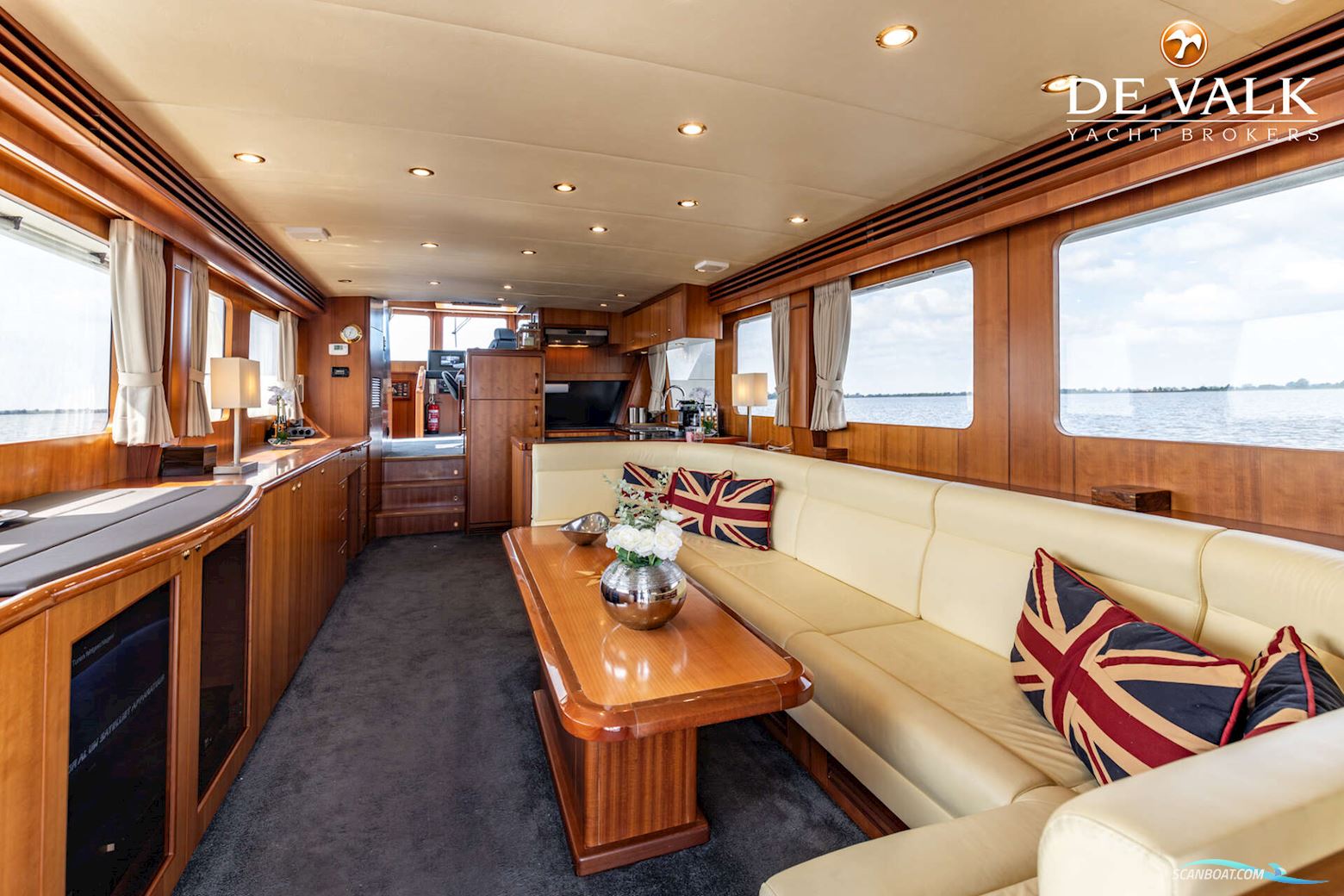 Hershine 61 Pilothouse