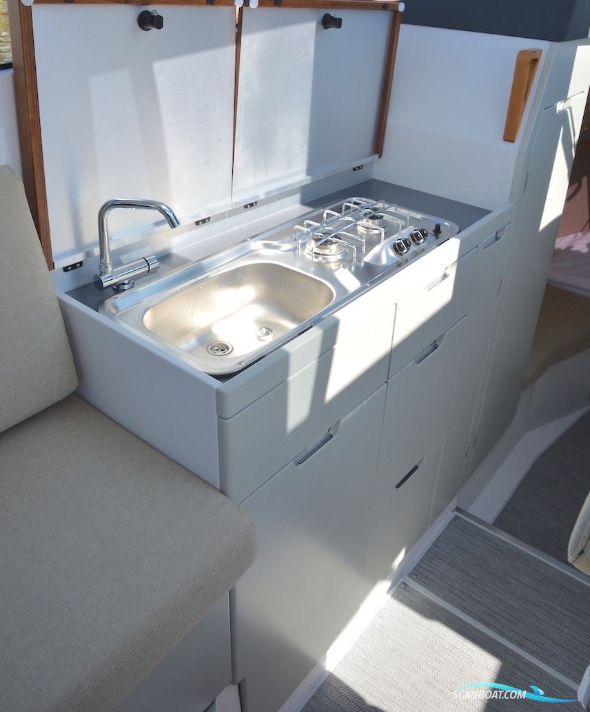 Hoc 33 Explorer, Like X-Power 33, Like Grandezza 34, Like Delta 33 Coupè, Like Sealine S330