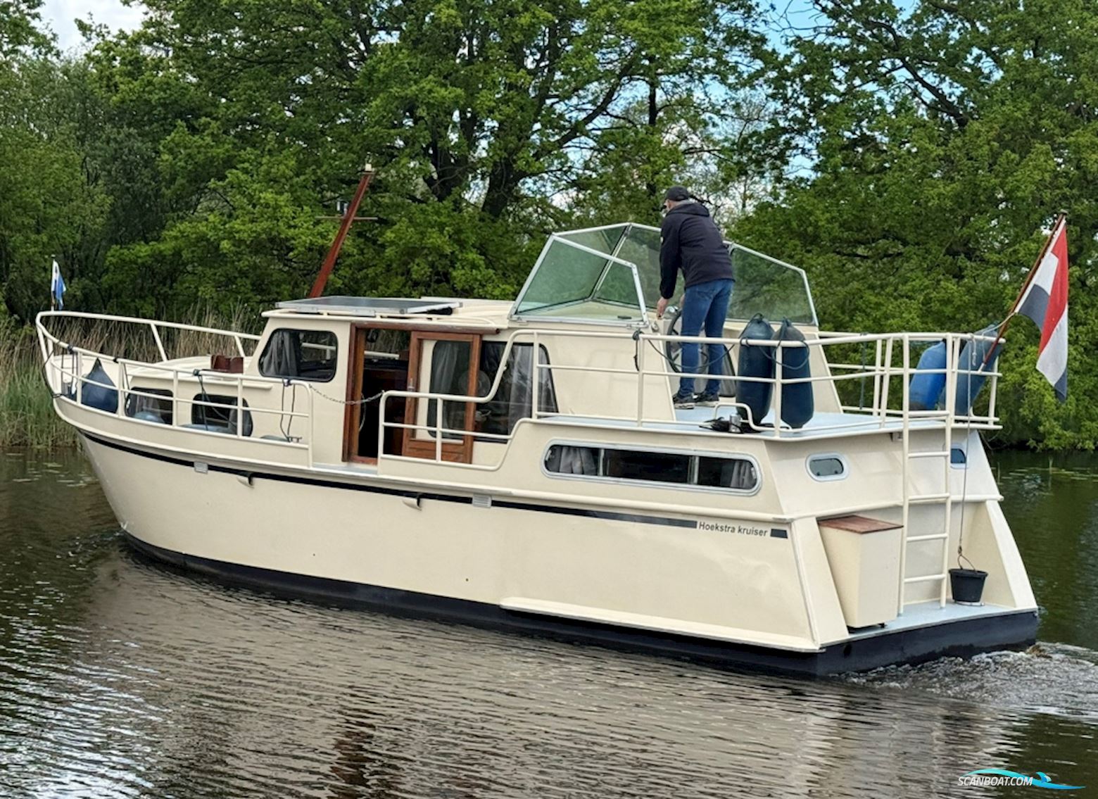 Hoekstra Kruiser 1050