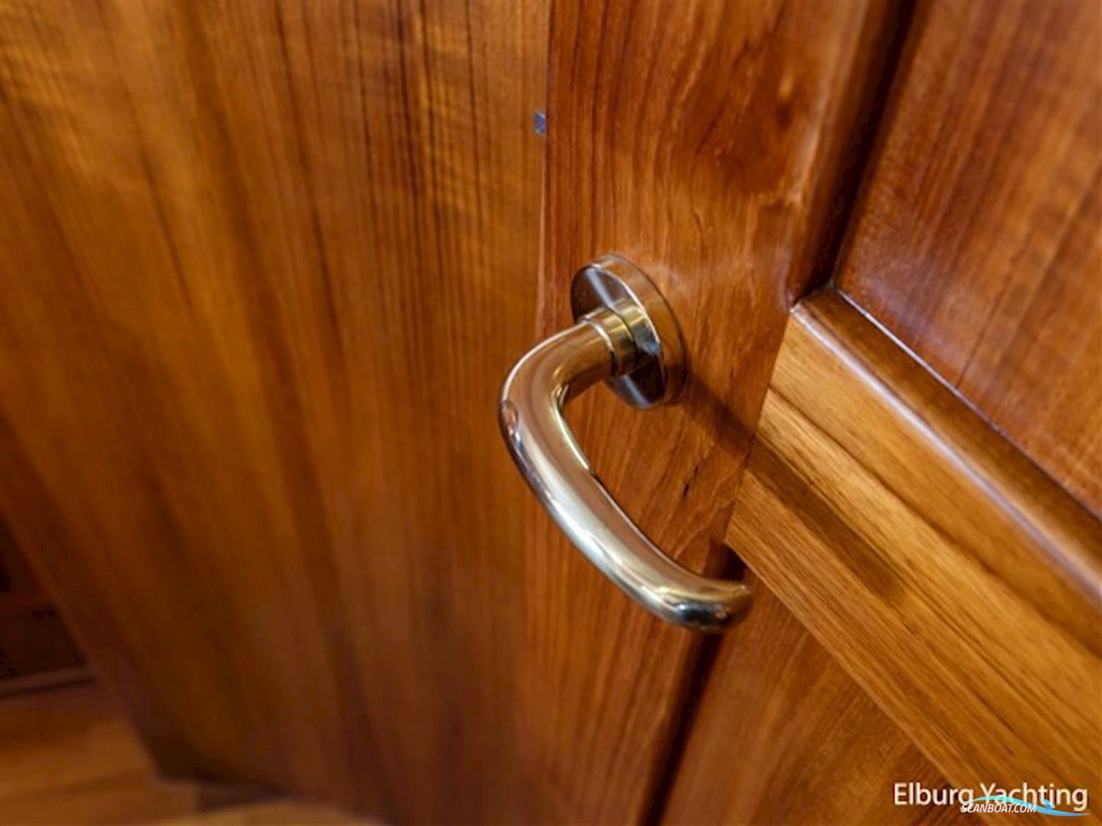 Holterman 48 Trawler - Stabilizers