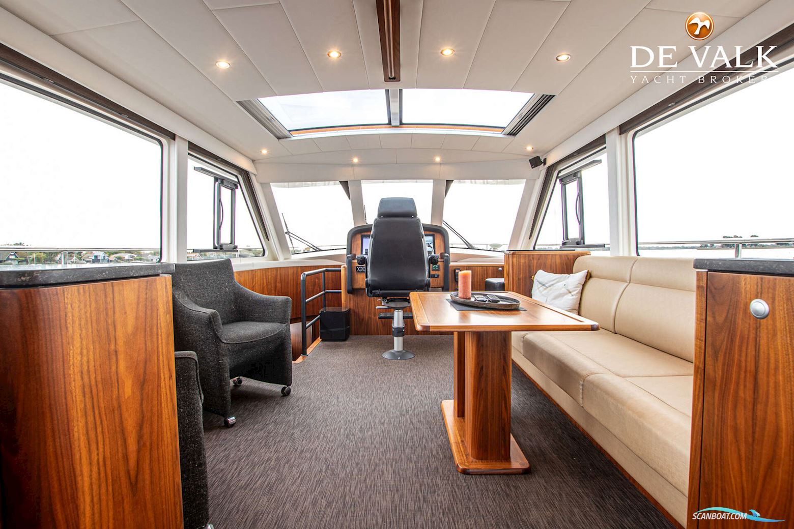 HOLTERMAN 53 Commander