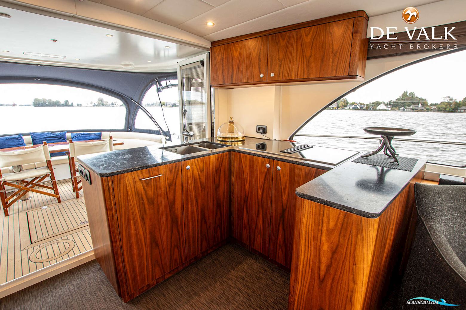 HOLTERMAN 53 Commander