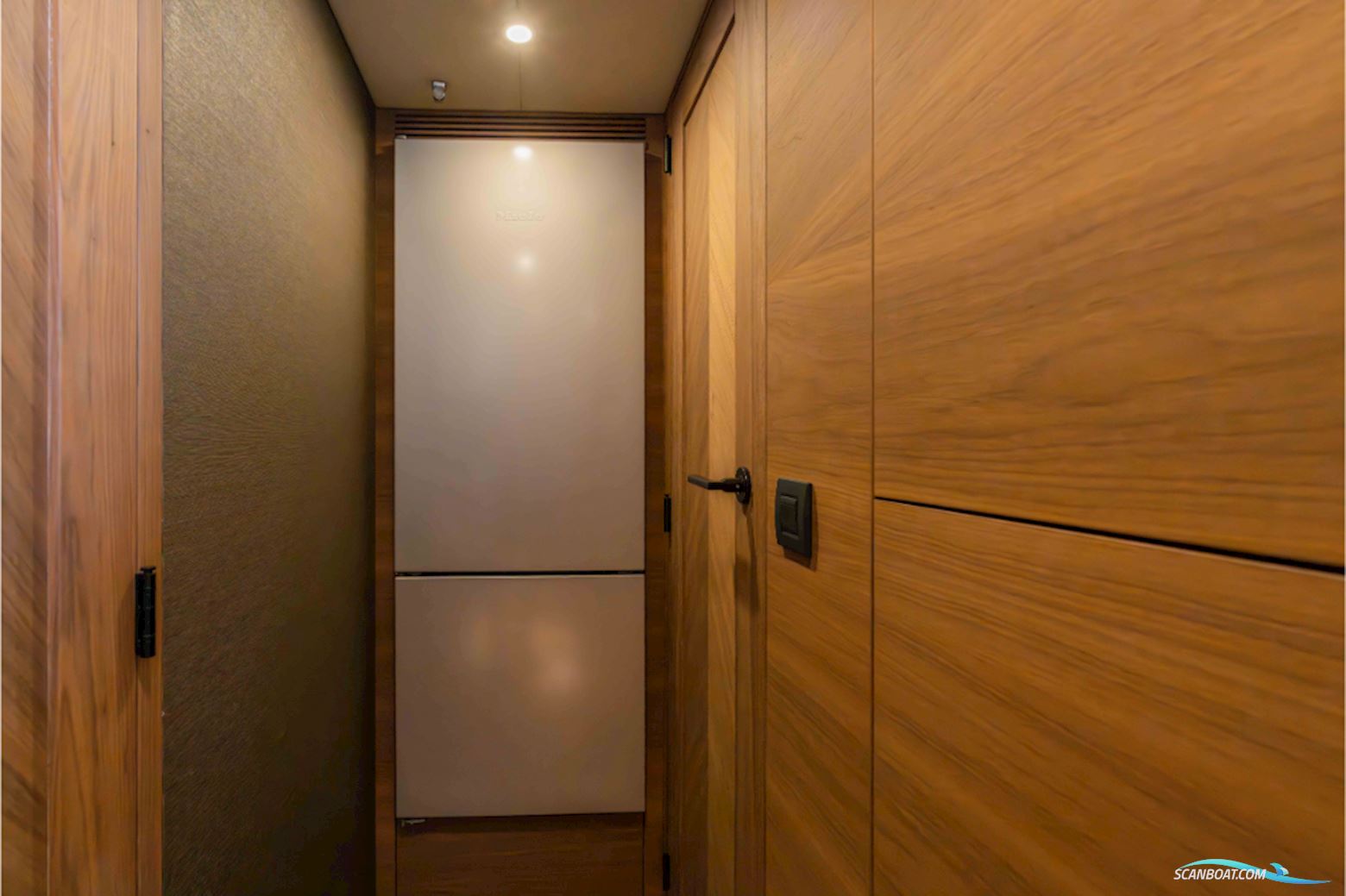 HOLTERMAN Commander 54