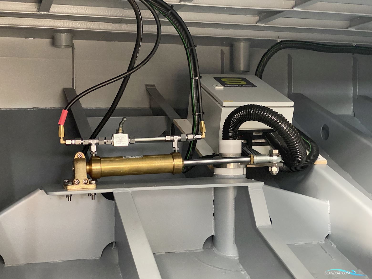 Homeship Vaarloft Volledig Elektrische Houseboat