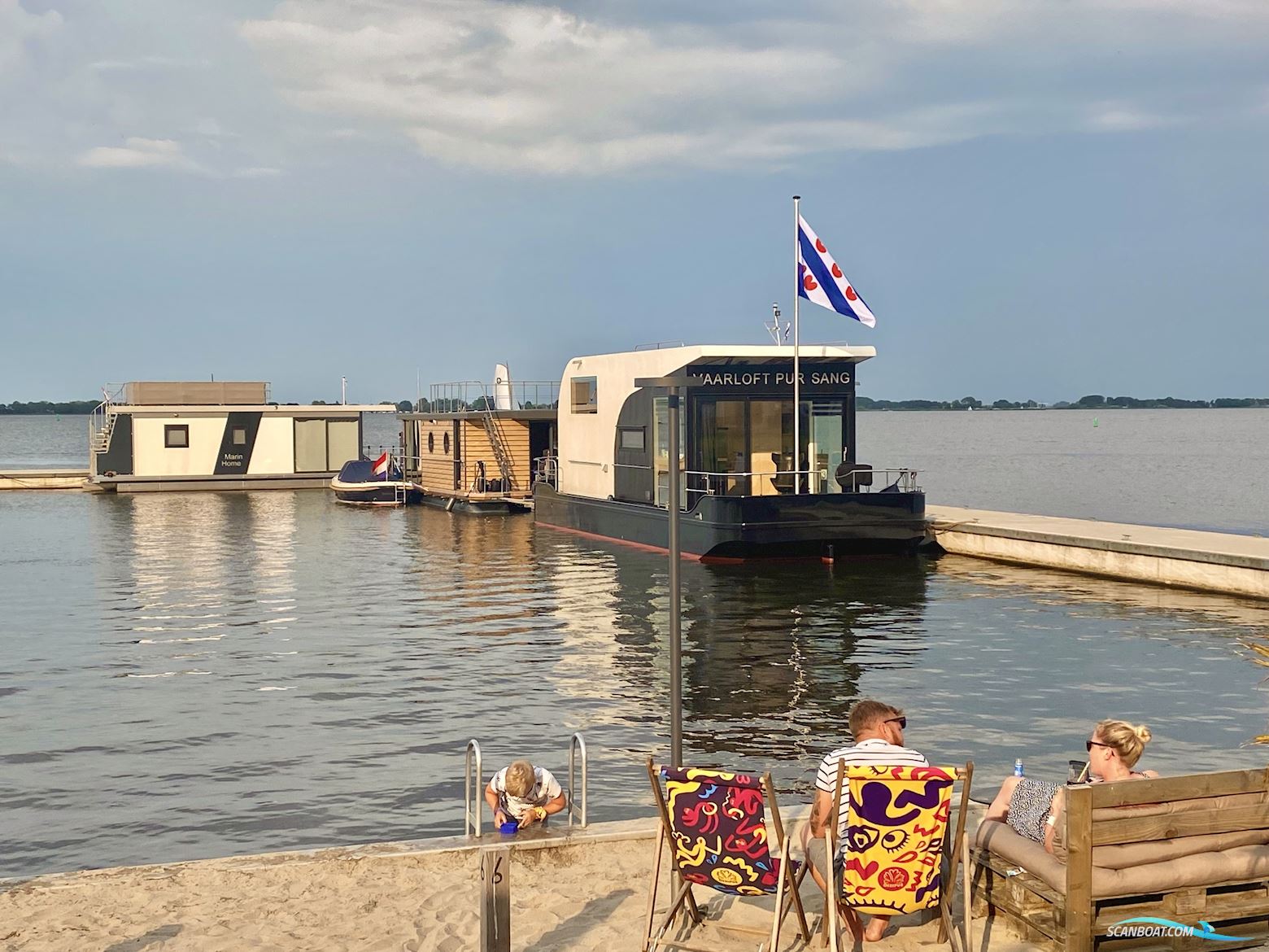 Homeship Vaarloft Volledig Elektrische Houseboat