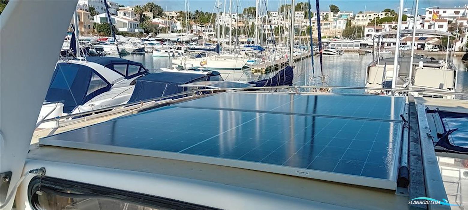 Horizon 47 Trawler Motor Yacht