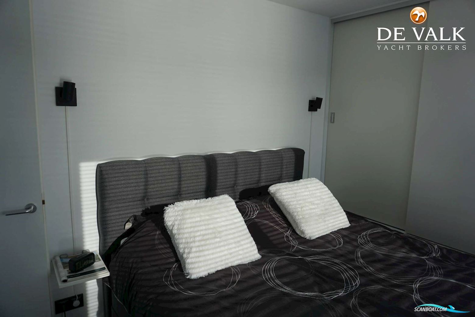 Houseboat 19.50 METER