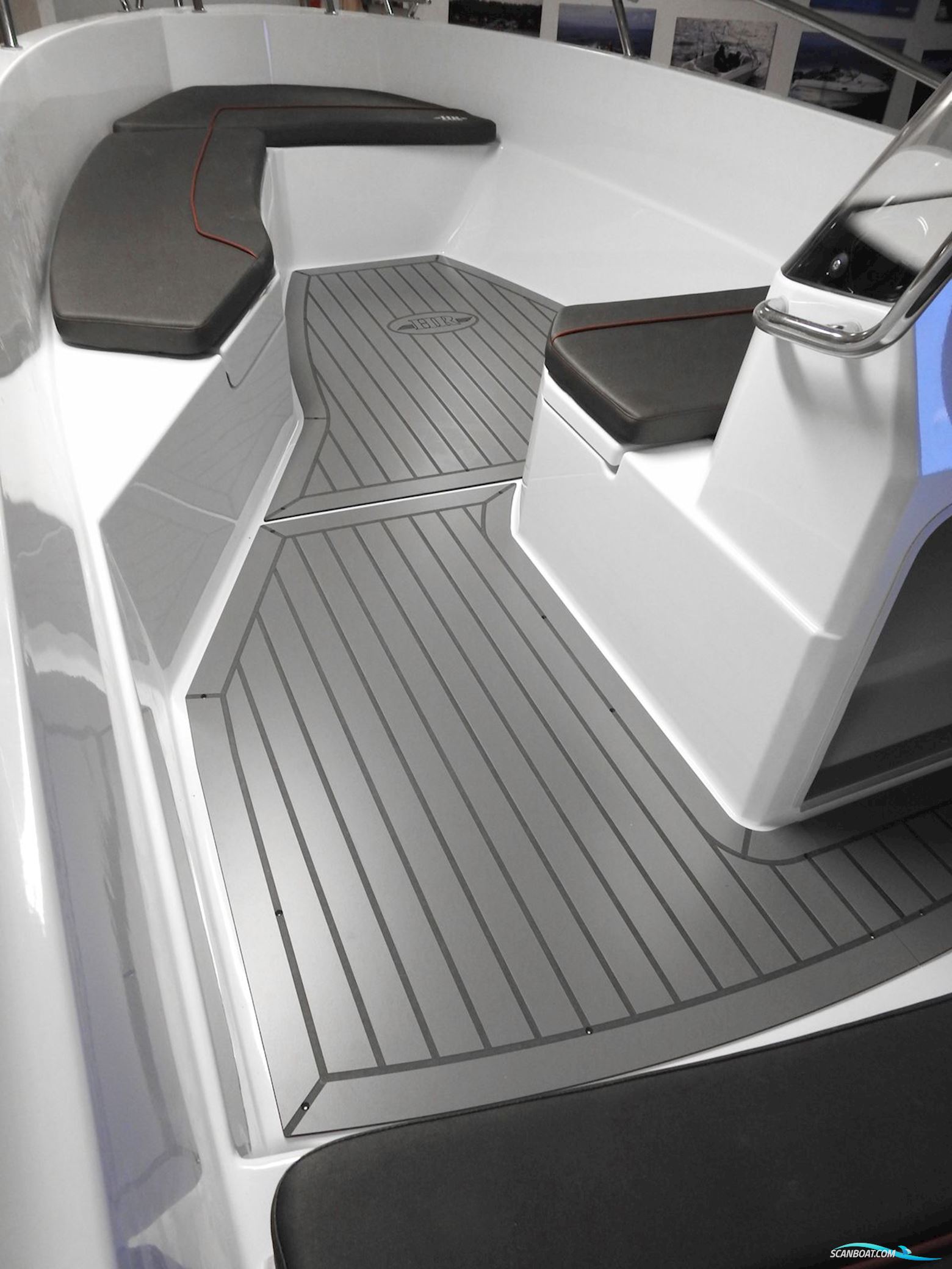 HR 442 SC sejlklar inkl. motor