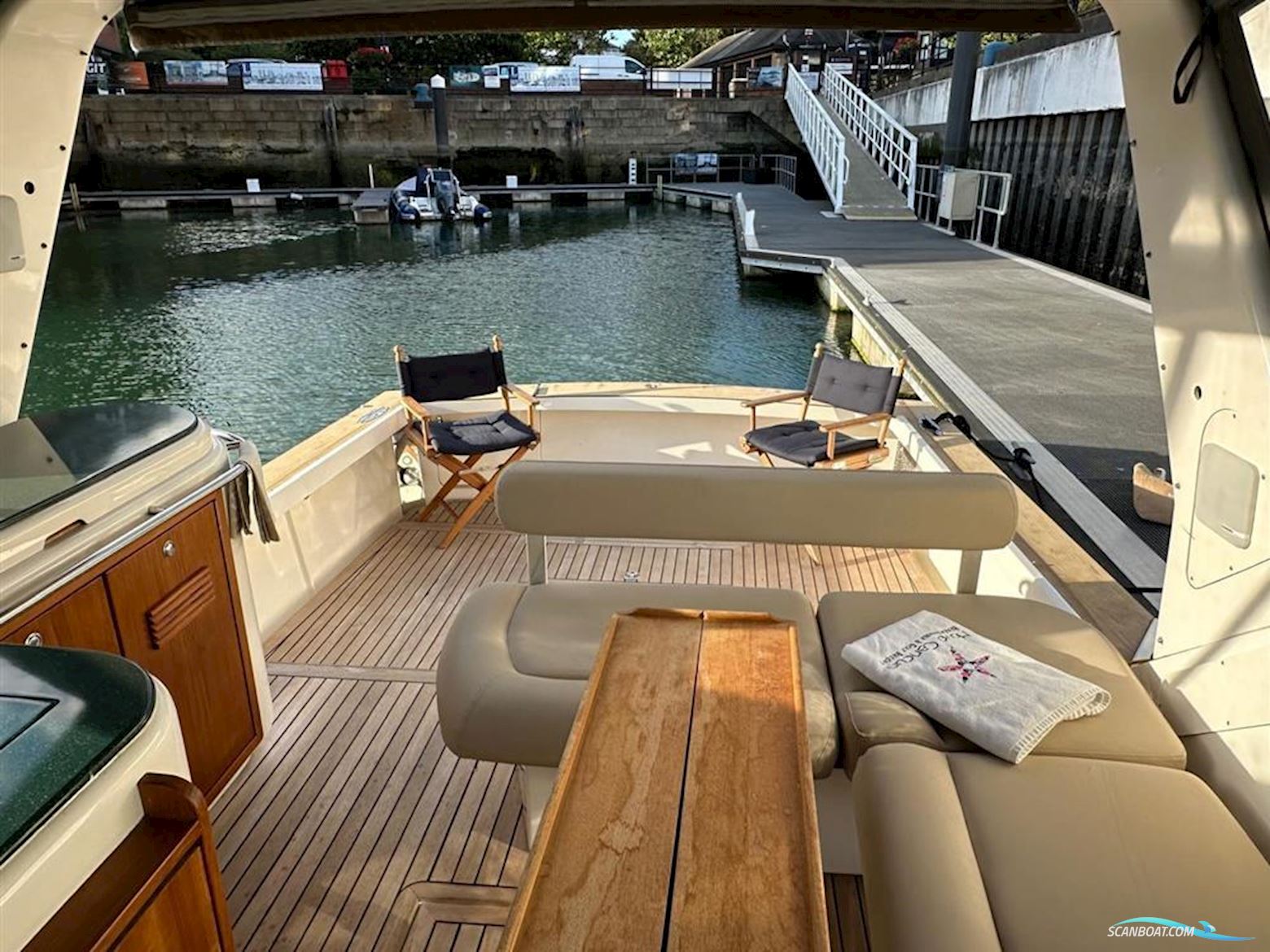 Hunt Yachts Harrier 36