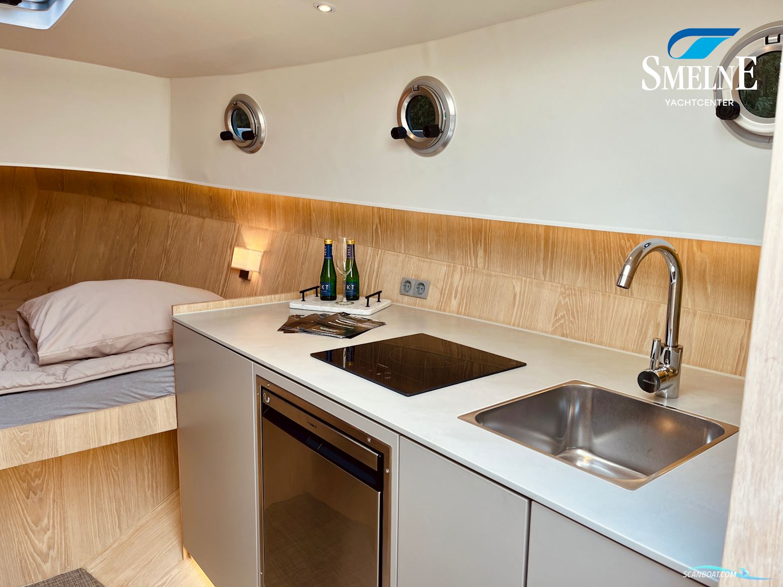 HvW Jachtbouw BR2 850 Cabin