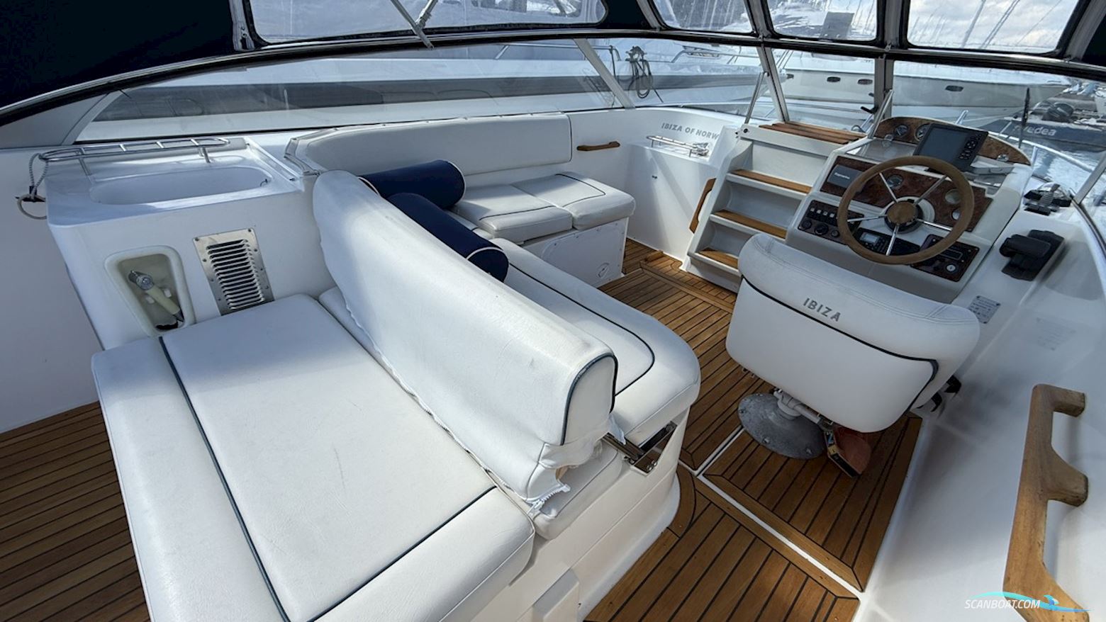Ibiza 25 Touring
