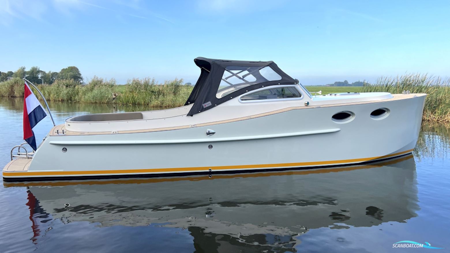 Ijzendoorn Yachts Tender Cabin 800